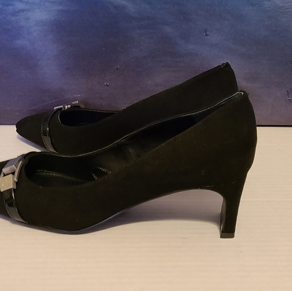 Calvin Klein Shoes - Picture 8 of 9